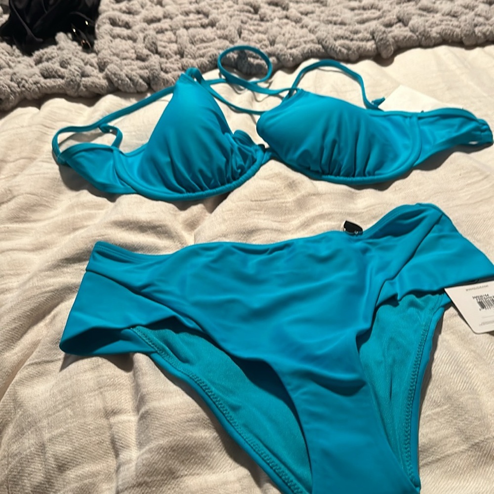 Body glove underwire Swim top and high rise bottom can be sold separately